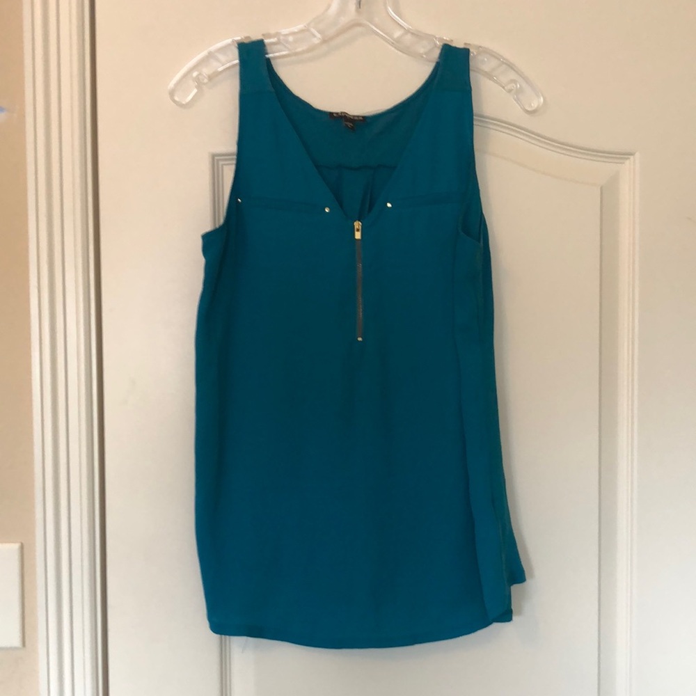 Express Zipper Sleeveless Top